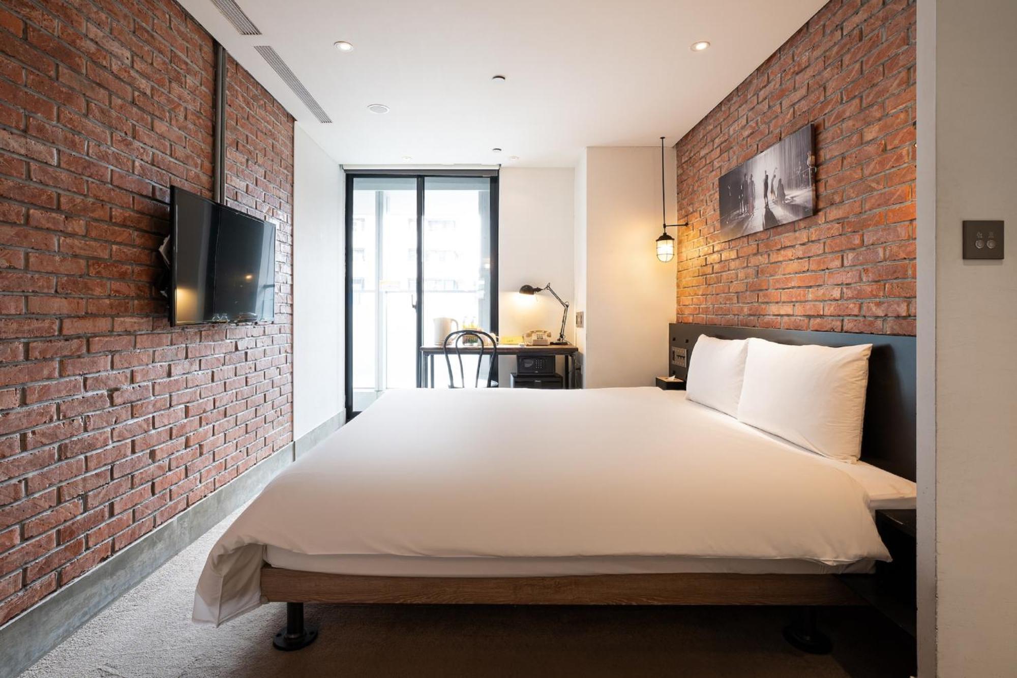 Check Inn Taipei Songjiang Exterior photo