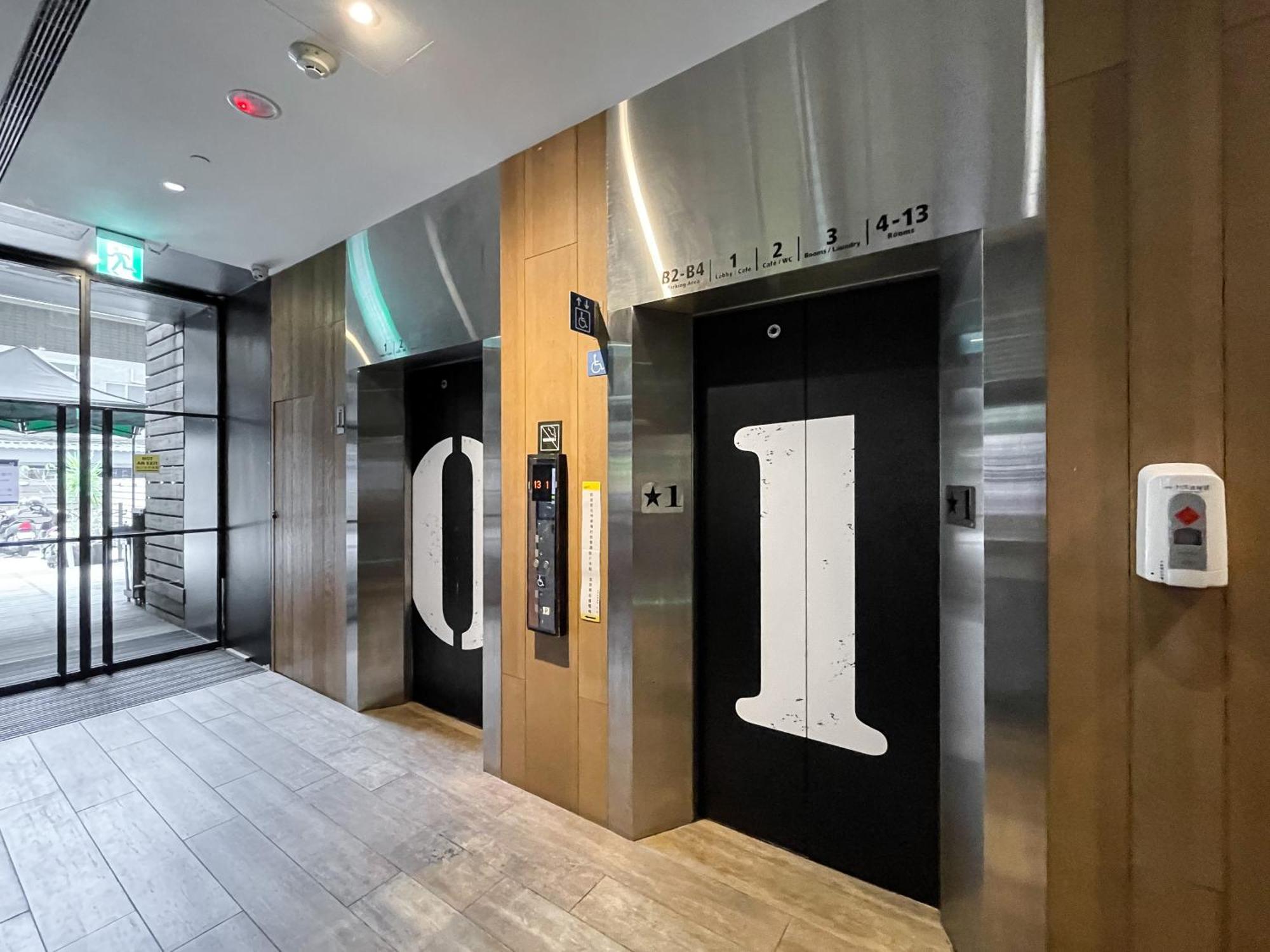 Check Inn Taipei Songjiang Exterior photo