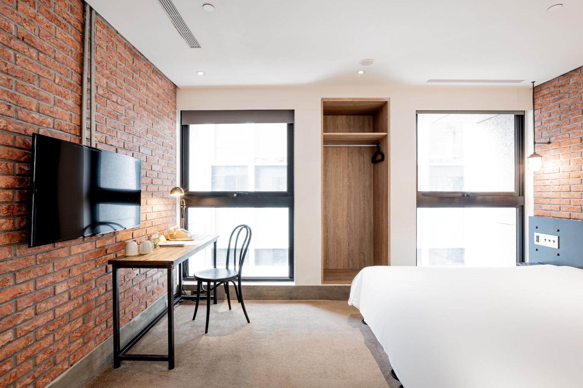 Check Inn Taipei Songjiang Exterior photo