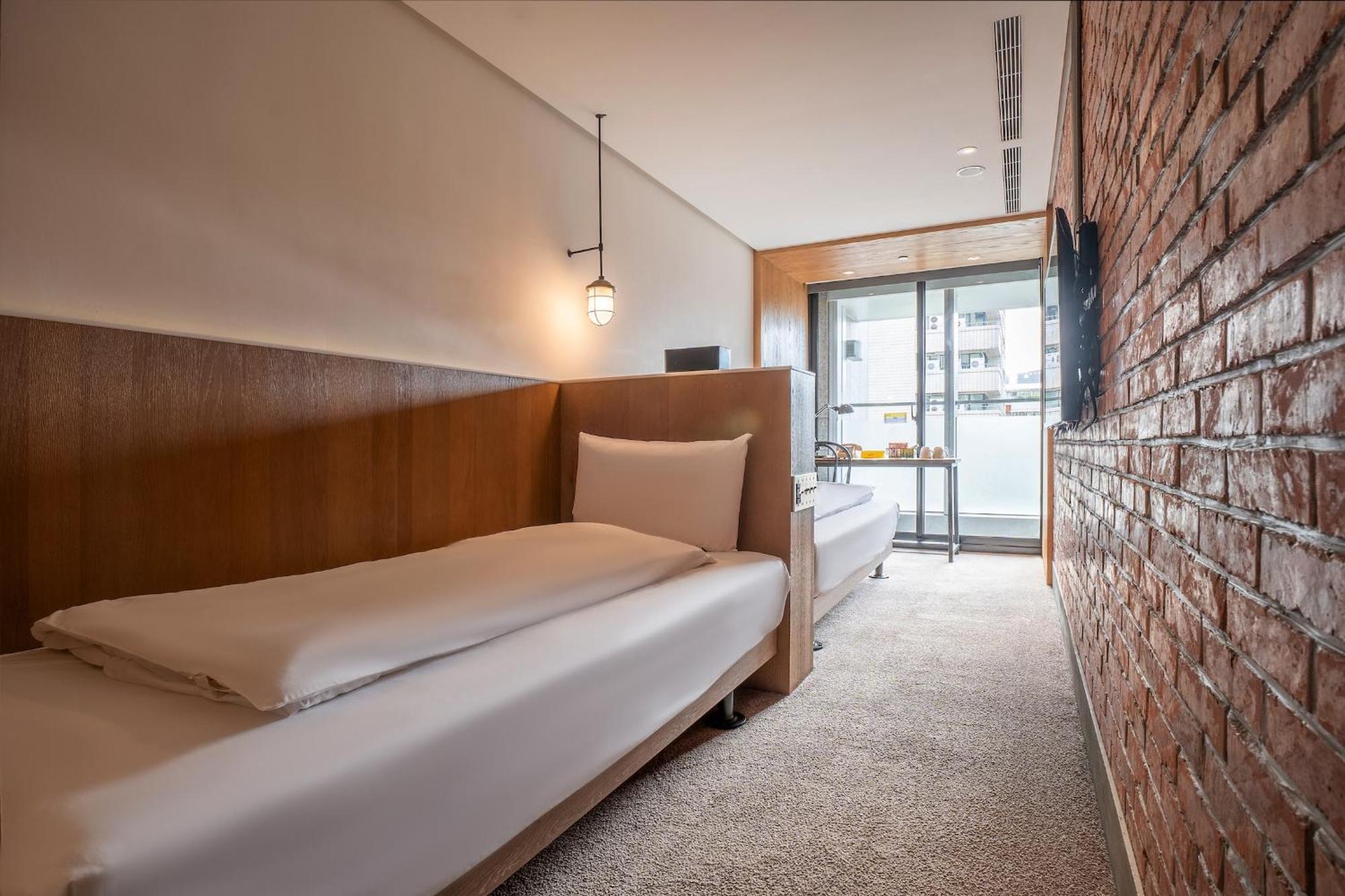 Check Inn Taipei Songjiang Exterior photo