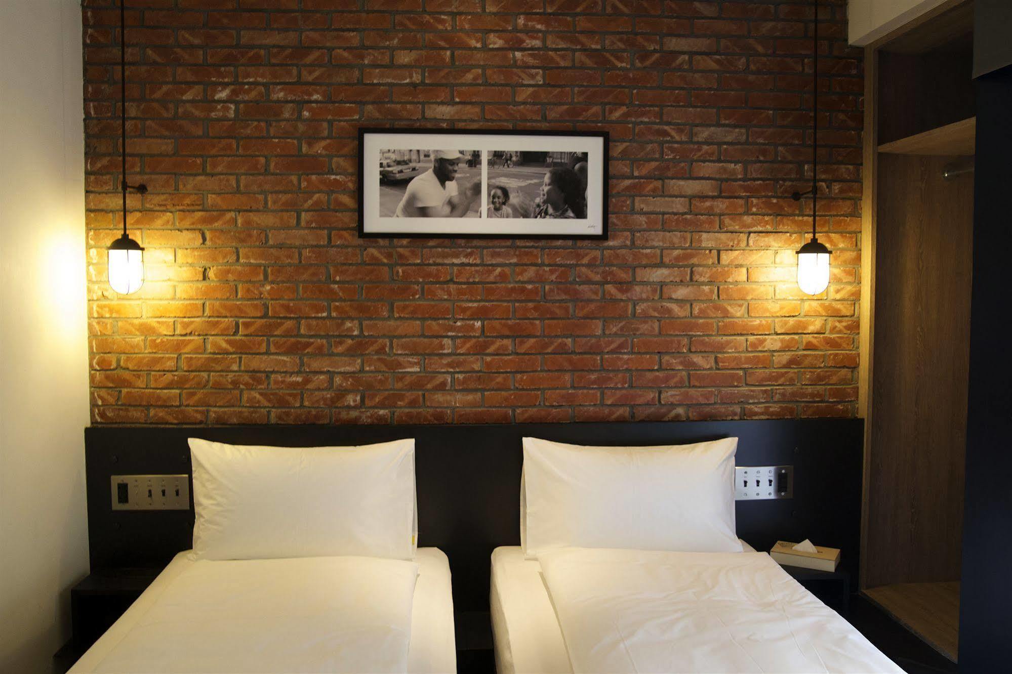 Check Inn Taipei Songjiang Exterior photo